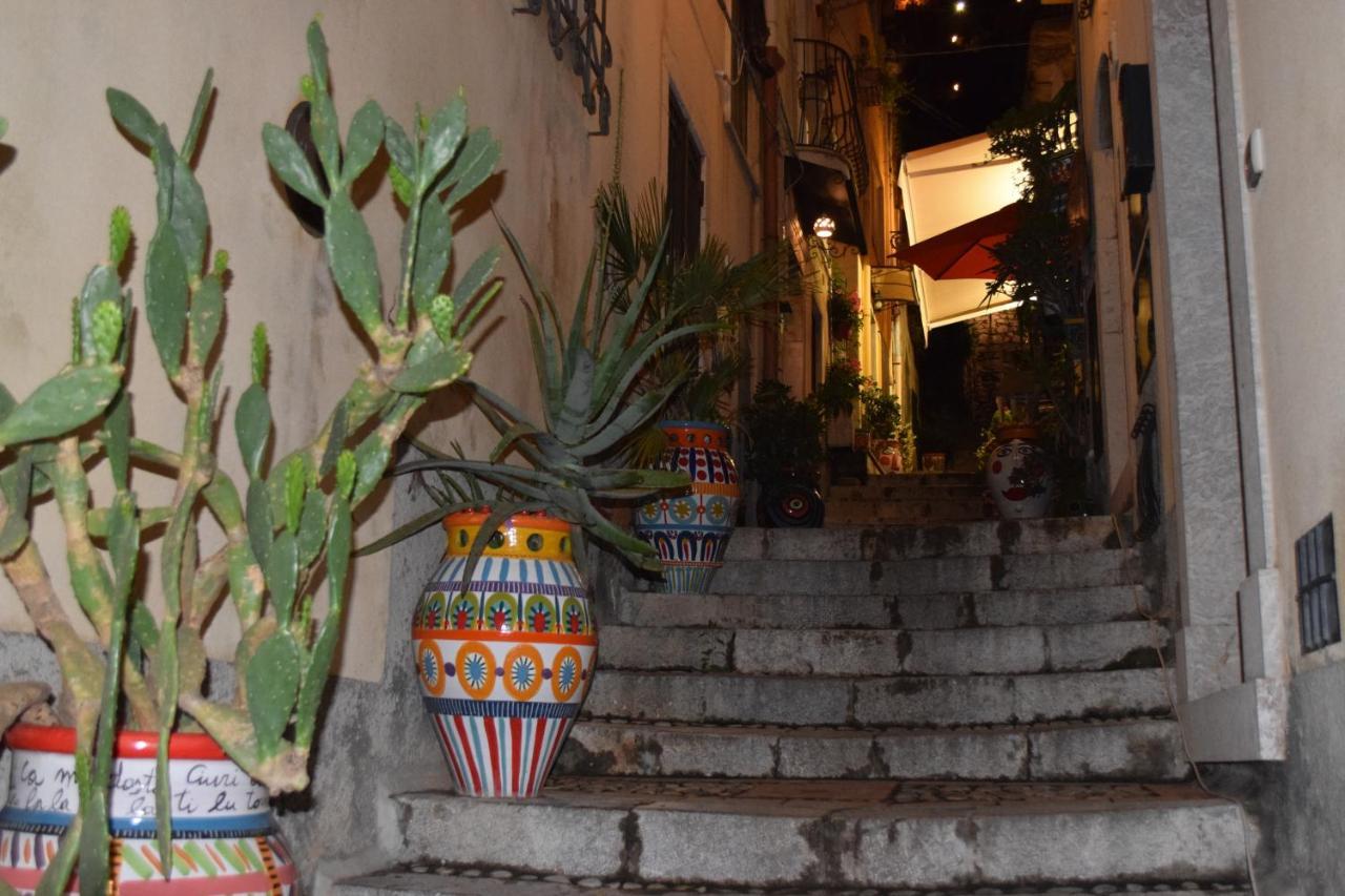 Casa Amelia - Charme In Taormina Villa Exterior photo